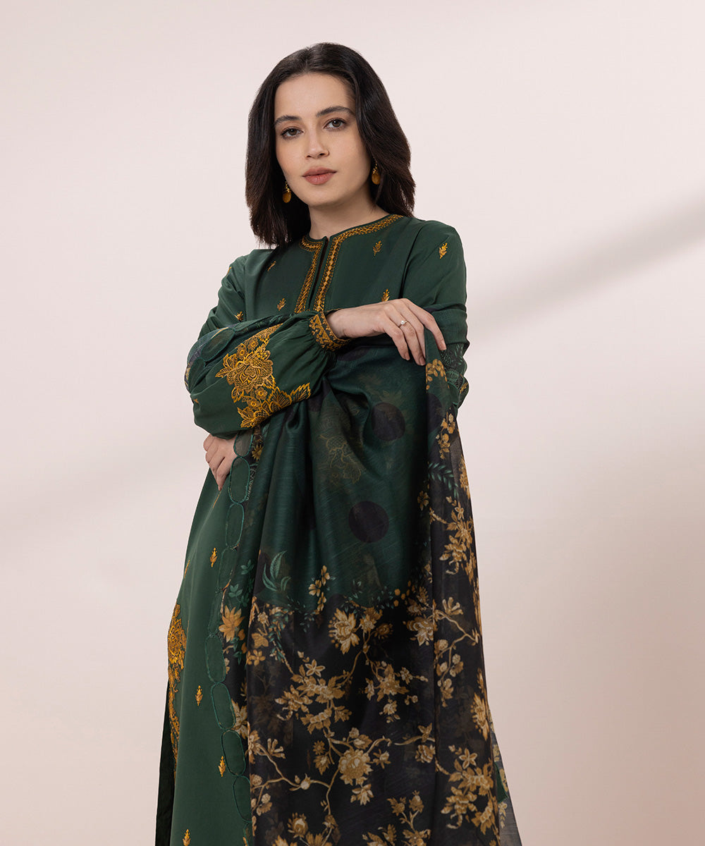 2 Piece Embroidered Lawn Suit for Women