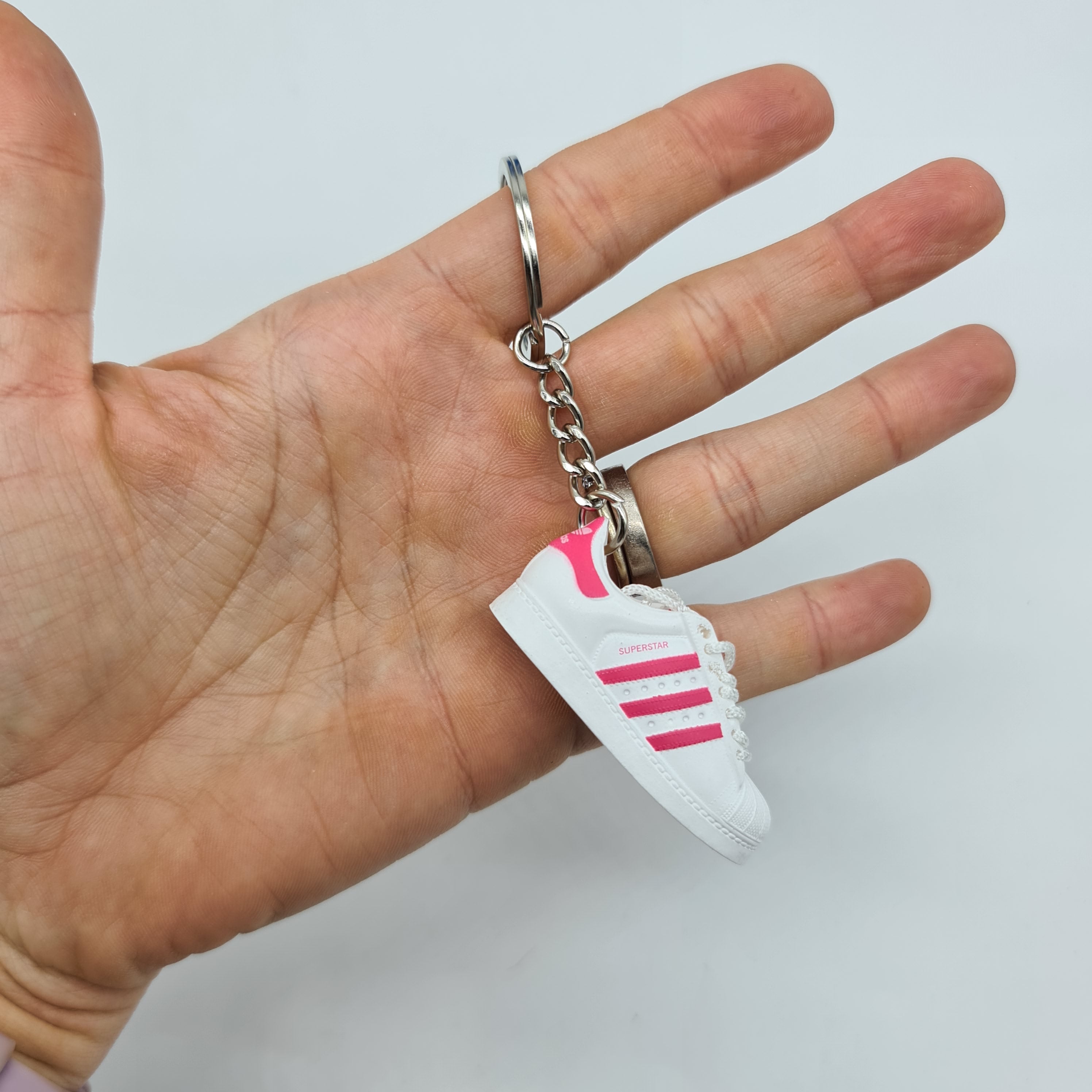 Adi Superstar Mini Sneaker Keyring - White/Pink