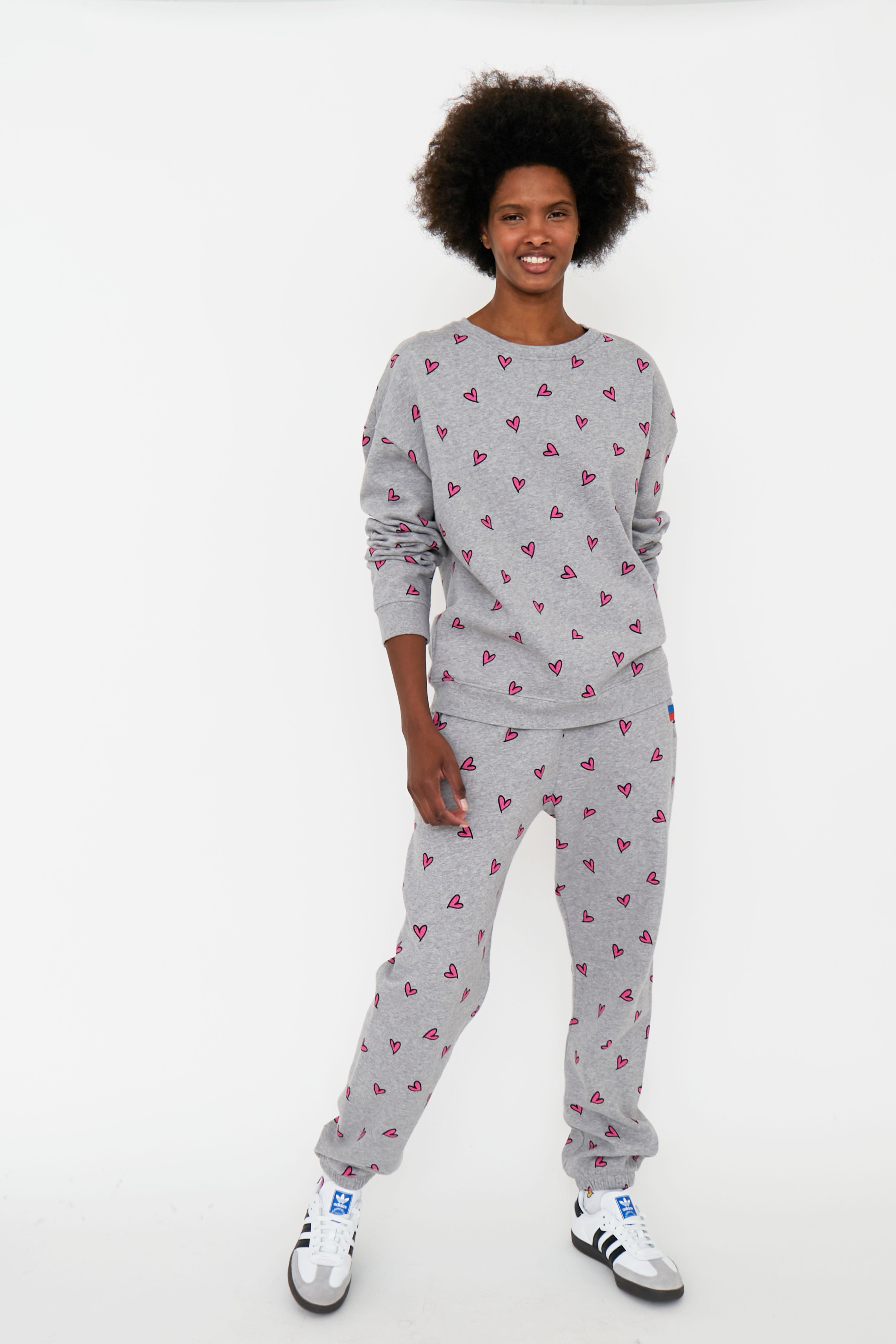 All Over Heart Sweatpants Heather Grey Pink