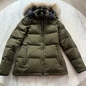 Canada Goose Chelsea Parka, Heritage Military Green, XS, 3804L