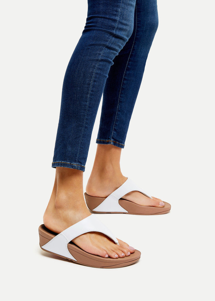 FitFlop White Leather Toe Post Sandals