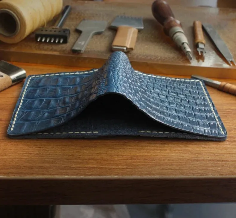 Handmade Genuine Leather Wallet - Alligator Pattern - Unisex - 6 Card Slots