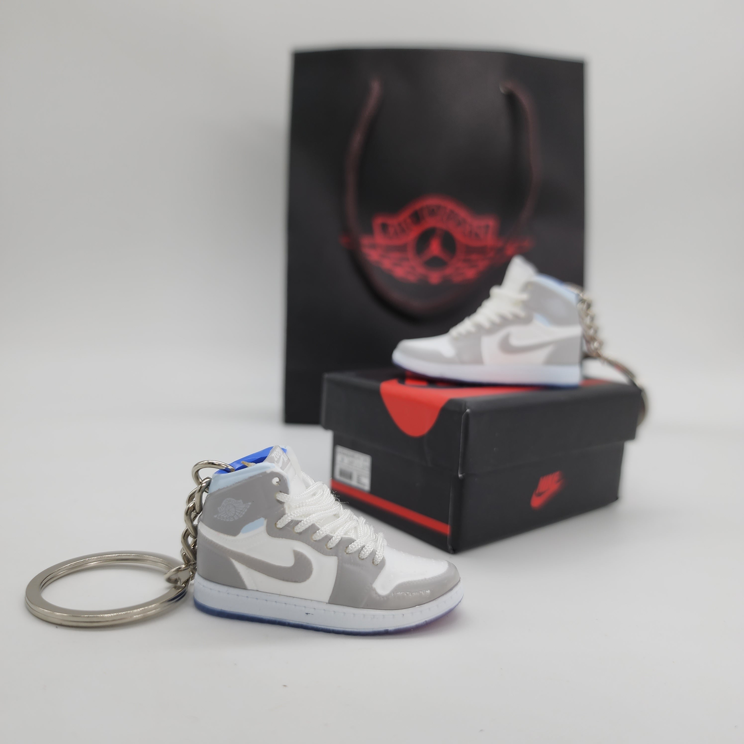 Mini Sneaker Keychain - Air Jordan 1 (White/ Grey)