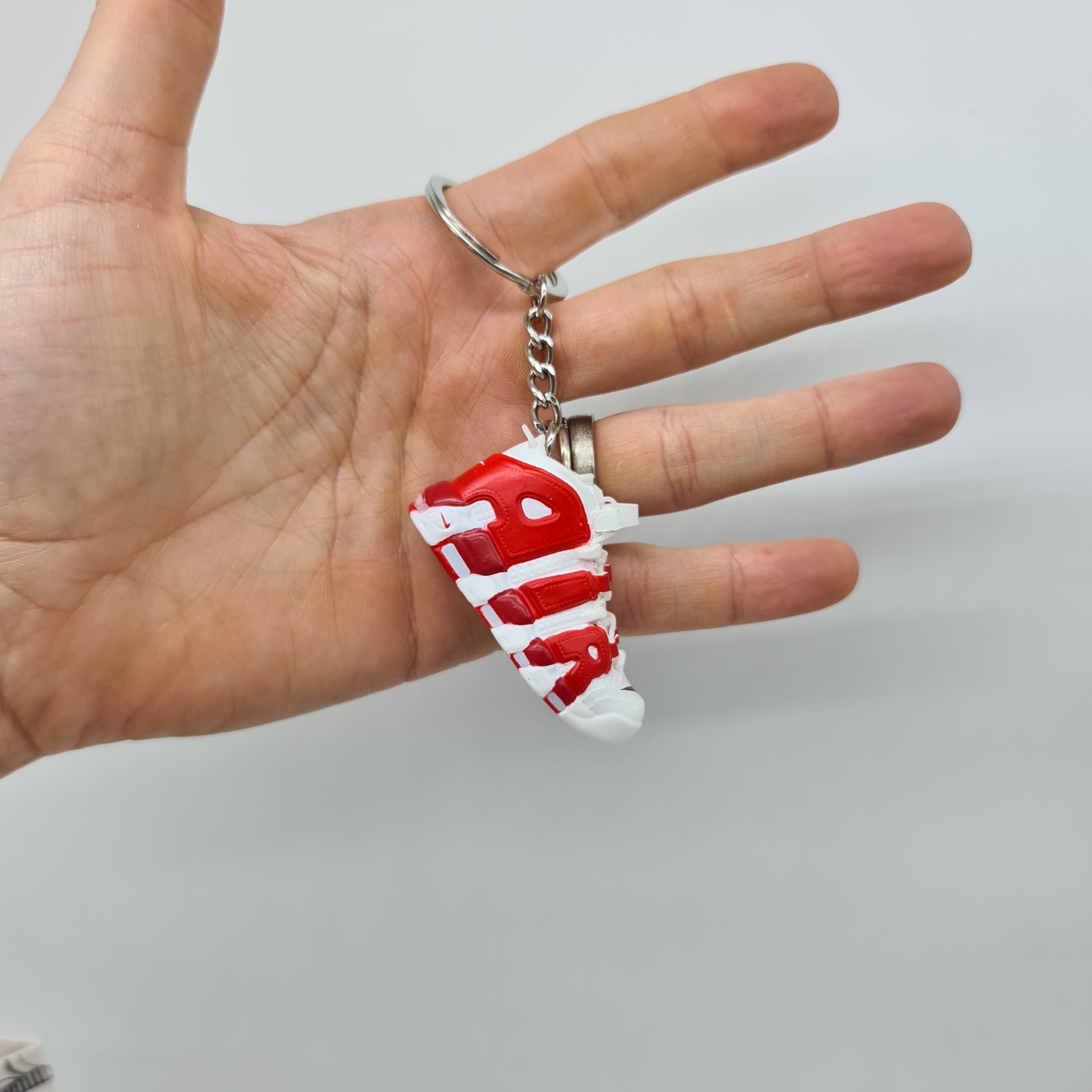 Mini Sneaker Keyring - Air More Uptempo (White/Red)