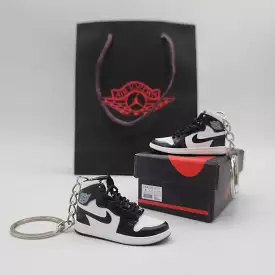 Mini Sneaker Keyring Jordan 1 (Black/ White)