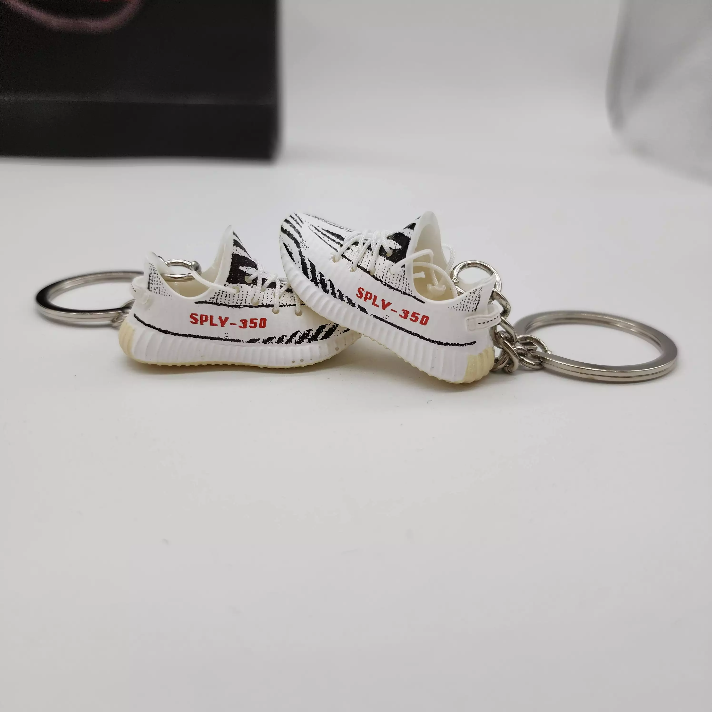 Mini Yeezy Sneaker Keyring - White/Black