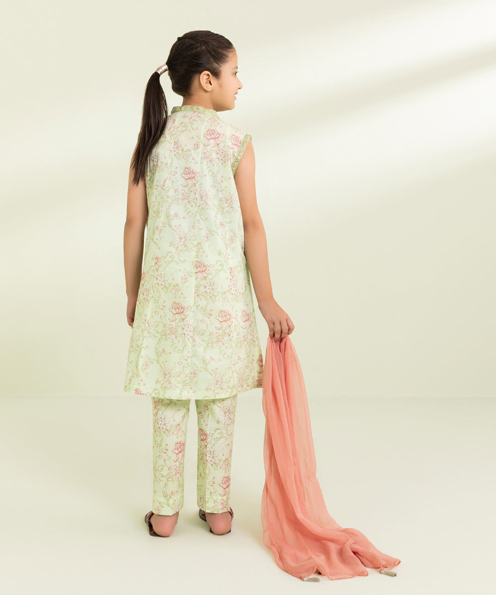 Three-Piece Embroidered Lawn Suit – Buy Now