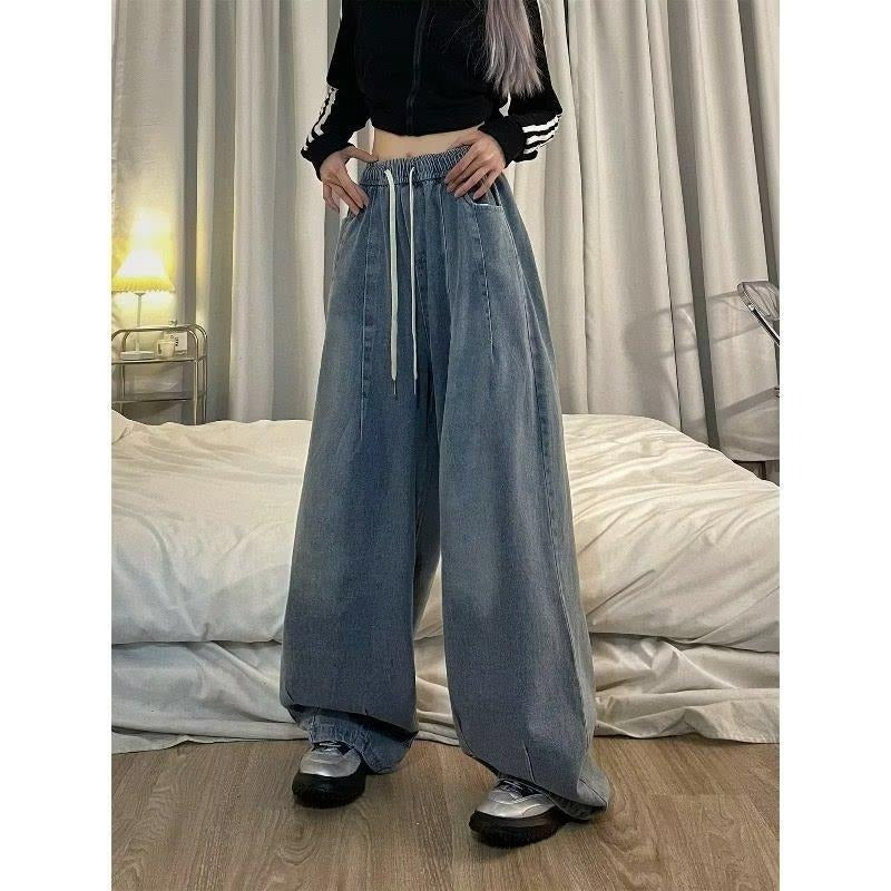 vintage oversized denim jeans with elastic waistband