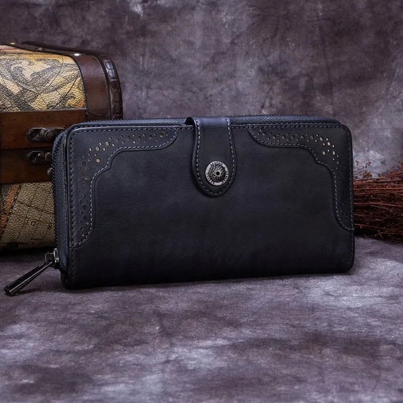 Vintage Women's Leather Wallets with Large Capacity - Long Zipper Card Holder Purses made of Cowhide Leather.