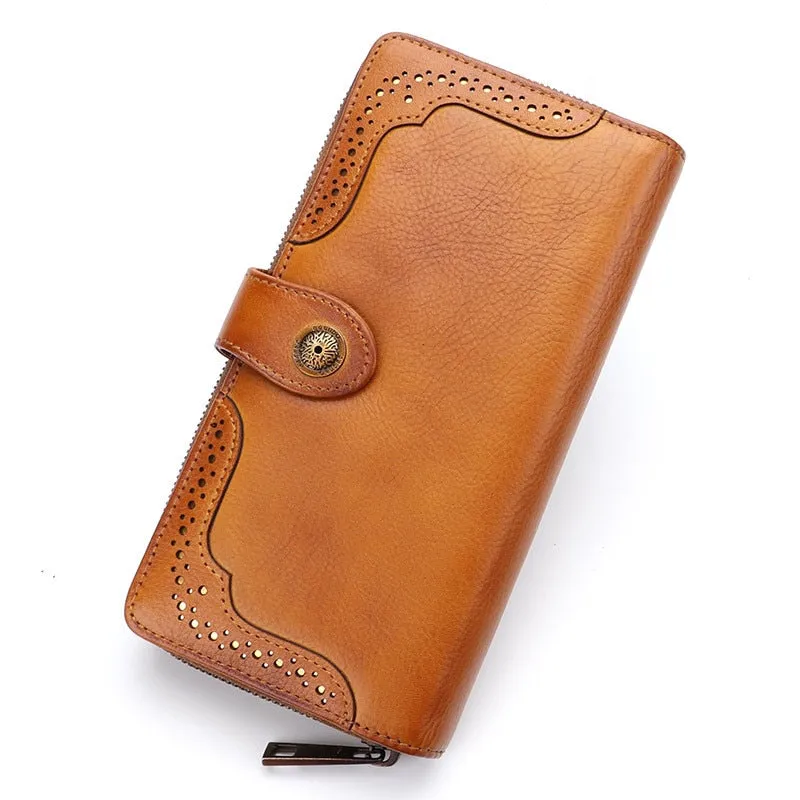 Vintage Women's Leather Wallets with Large Capacity - Long Zipper Card Holder Purses made of Cowhide Leather.