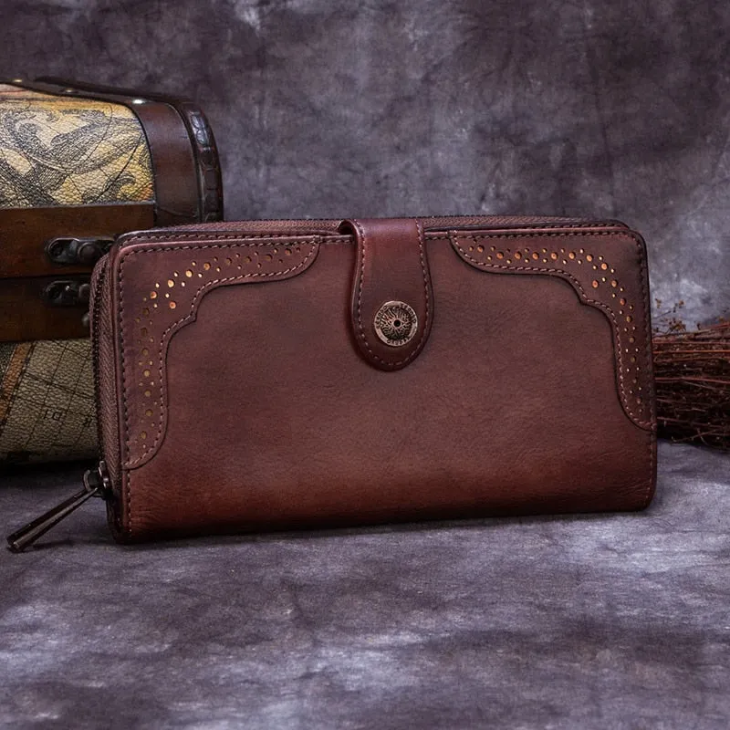 Vintage Women's Leather Wallets with Large Capacity - Long Zipper Card Holder Purses made of Cowhide Leather.