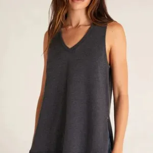 Weekender Tank - Stylish and Versatile Tank Top for Every Weekend Adventure