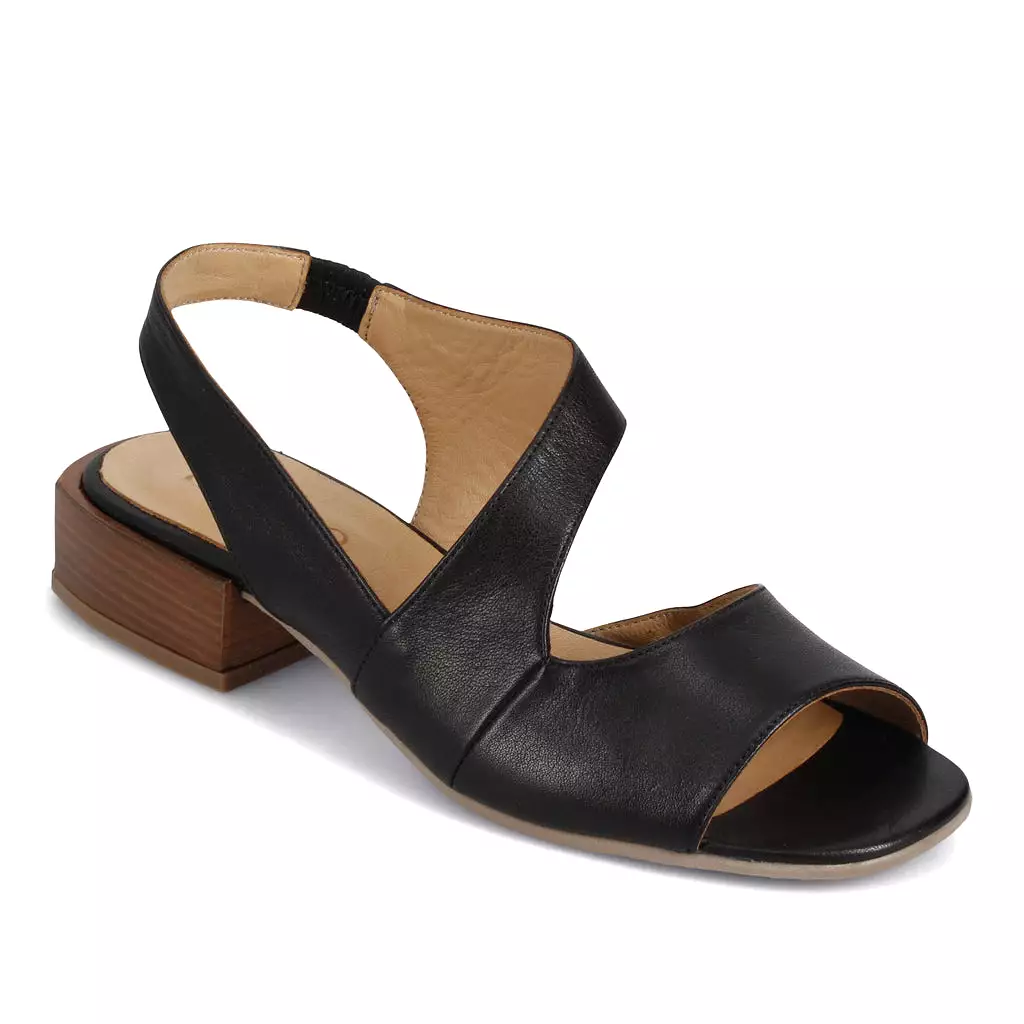 Women's Black Sandals - Bueno Gina