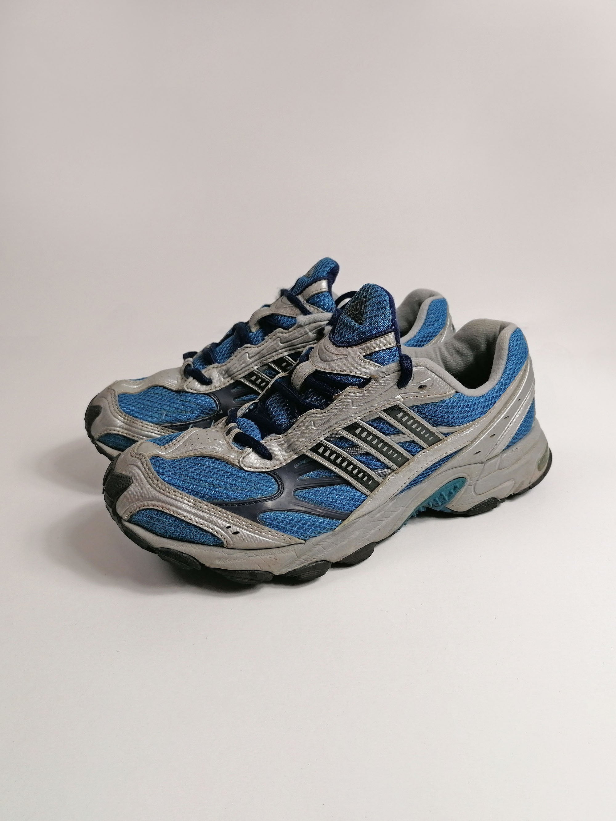 Y2K 2005 ADIDAS Silver Blue Running Shoes - UK 7 / EU 40 2/3 / Us 8.5 / 255 cm - Buy Now